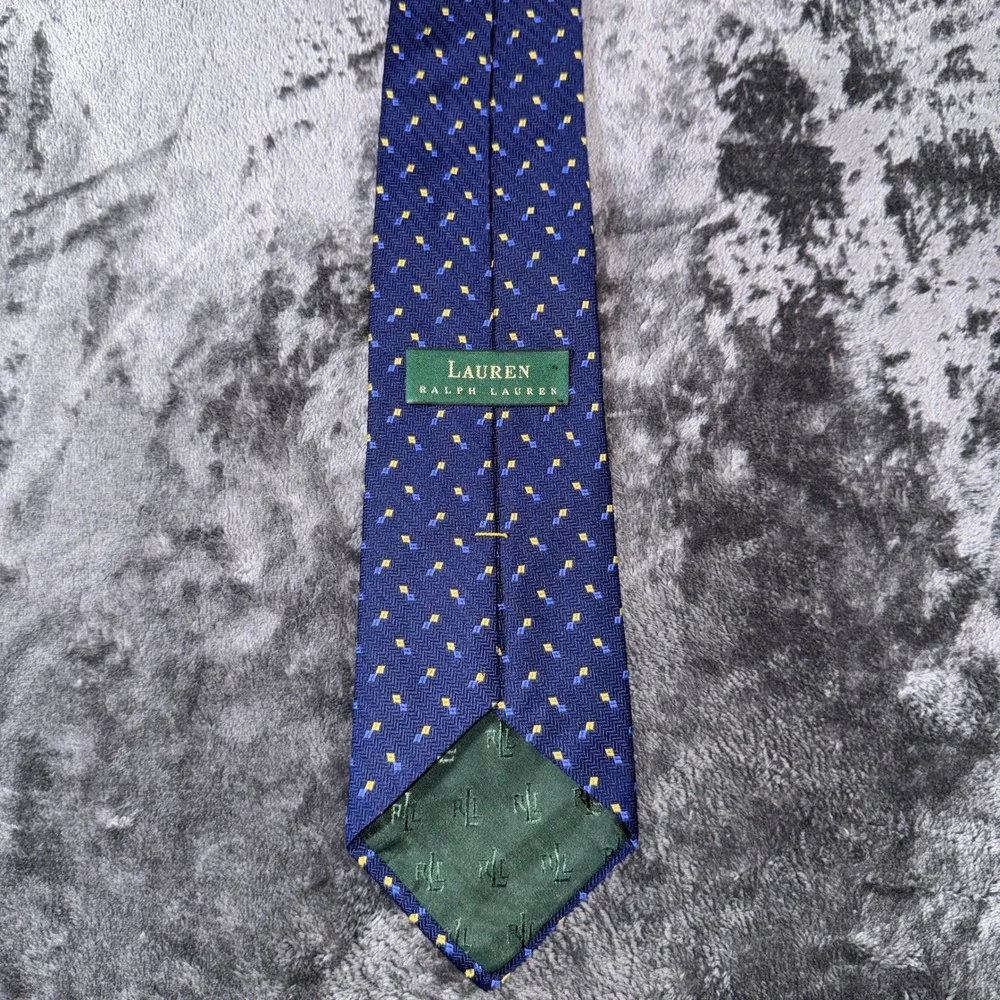 Lauren Ralph Lauren Mens Silk Tie Navy Blue Gold Geometric Herringbone USA59x3.5